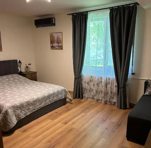 Alea Art Museum Apartment